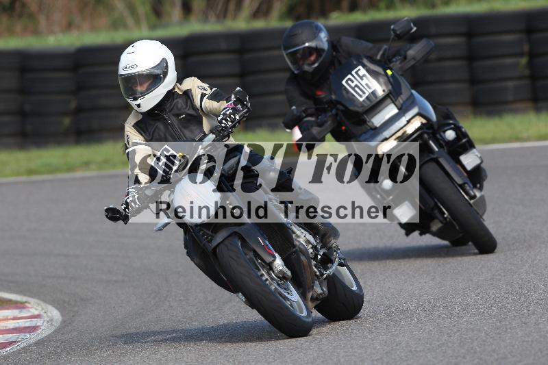 /Archiv-2022/59 31.08.2022 FM Mannhard ADR/Gruppe Mototrend/65